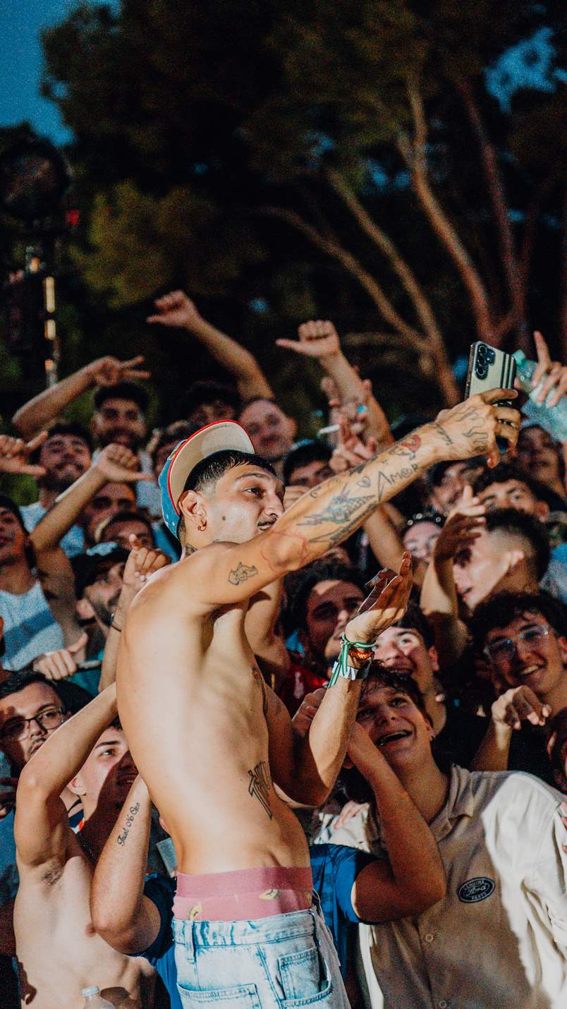 Crowd surfing